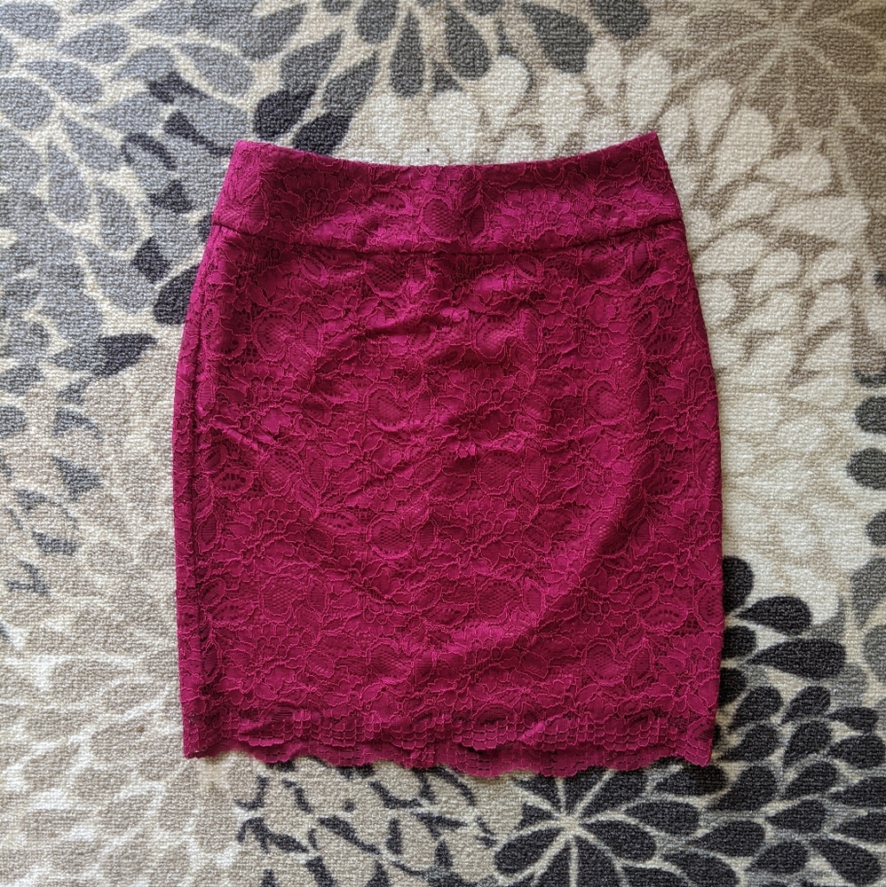 Banana Republic Magenta Lace Pencil Skirt
